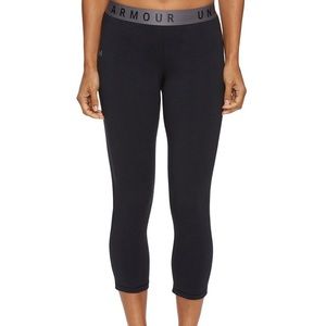 Under Armour Women’s Favorite Crop Pant Size XL